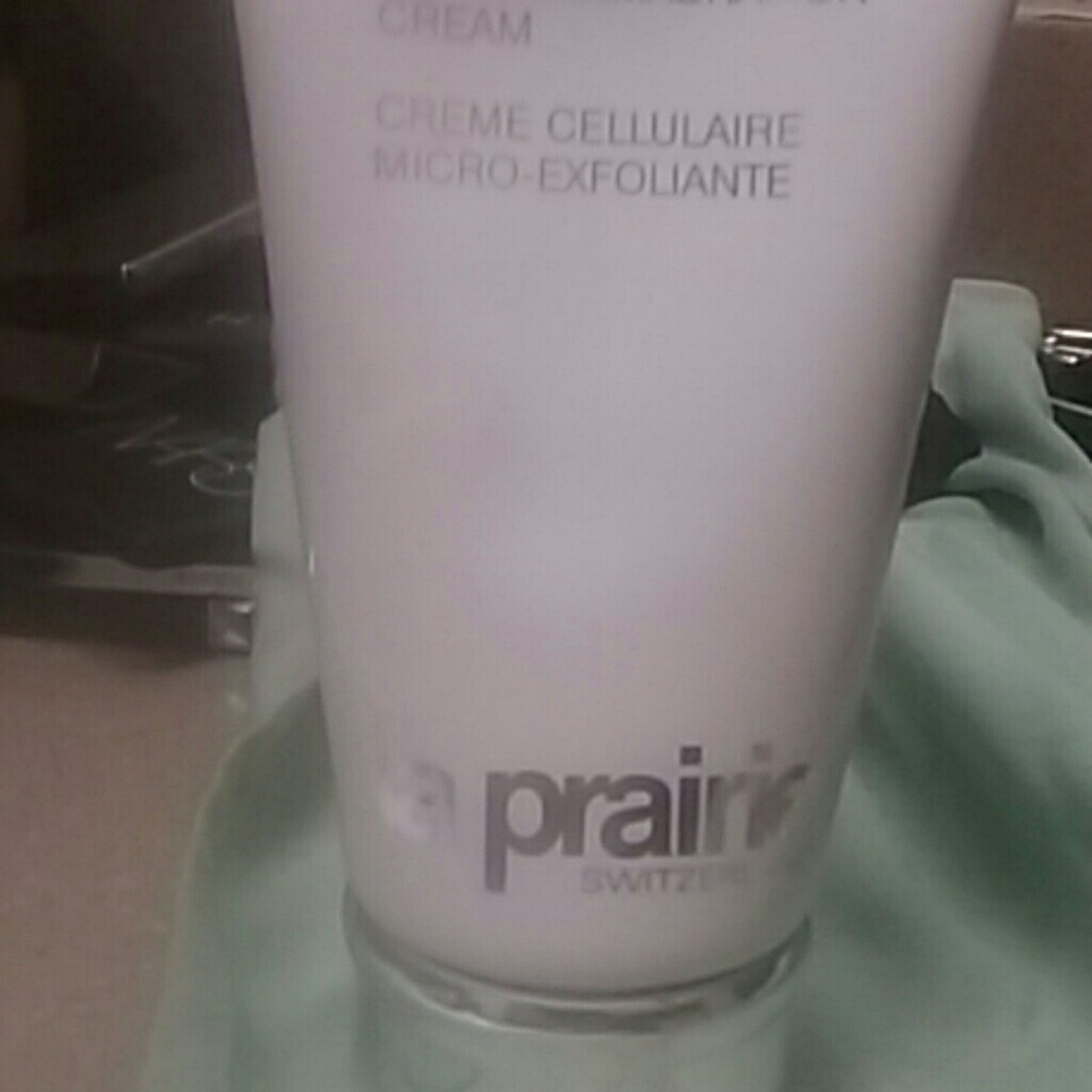 La prairie microdermabrasion cream